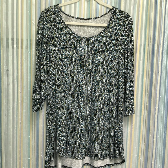 Geometric Tunic Top - Picture 1 of 2